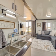 380 Sq ft 2 bed 1 bath  - Image 6 Thumbnail