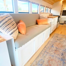 39 Ft Modern Skoolie Remodel - Image 5 Thumbnail