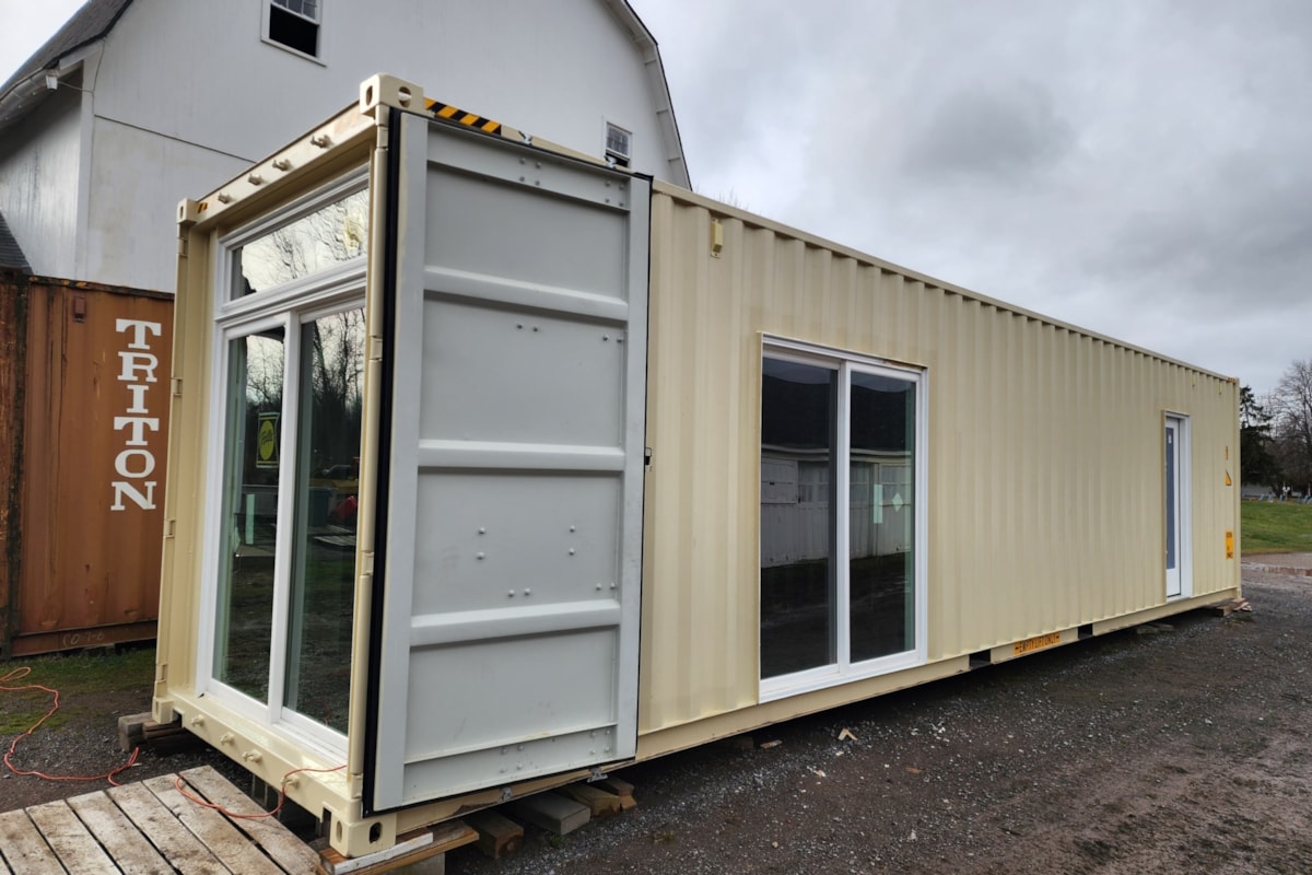 40' HC Container Home - Image 1 Thumbnail