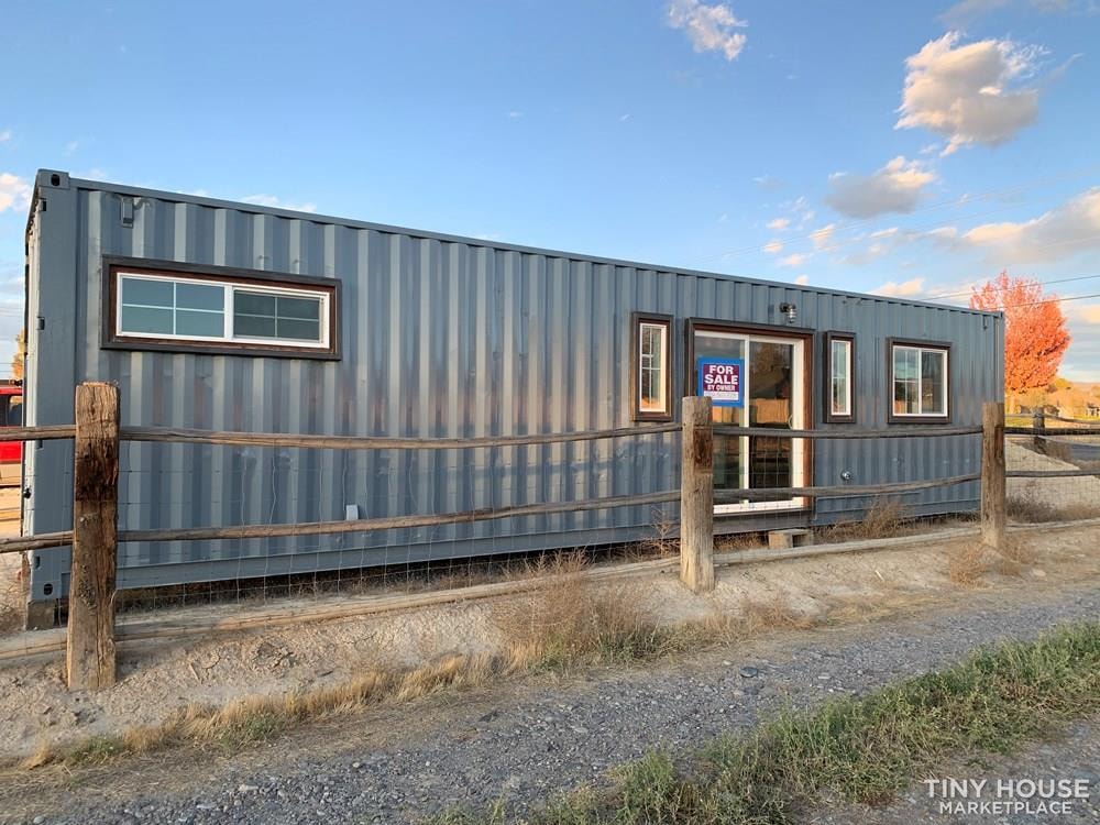 40' Luxury Container Home - Image 1 Thumbnail
