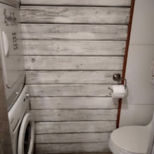 40ft Shipping container home for sale - Image 6 Thumbnail