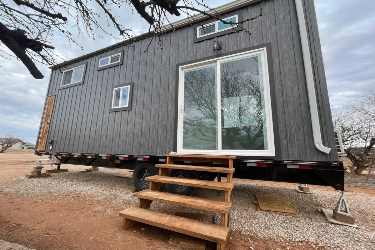 8 X 28 Tiny Home For Sale - Image 1 Thumbnail