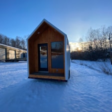 Nordic Style Studio on wheels with Bathroom - Image 4 Thumbnail