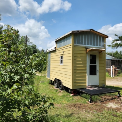 8'x16' Tiny House On Wheels - Image 2 Thumbnail