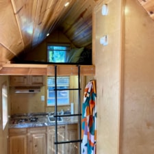 8x20' Tiny House for Rent (Portland-Milwaukie, OR) - Image 6 Thumbnail