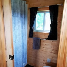  Adorable & Affordable. 20 x 8ft Barely Used Tiny House on Wheels - Image 6 Thumbnail