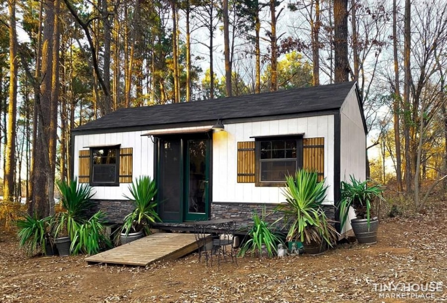 Tiny House for Sale - Adorable Tiny House "Cottage"
