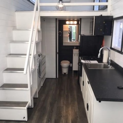 Adorable Tiny House for Sale - Image 2 Thumbnail