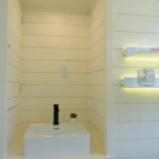 Almost brand new Tiny Home for sale  - Image 4 Thumbnail