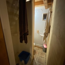 Amish built tiny cabin on skids 12x24  MUST BE MOVED - Image 3 Thumbnail