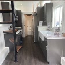 ANSI Certified New 28’ Luxury Tiny Home - Image 3 Thumbnail