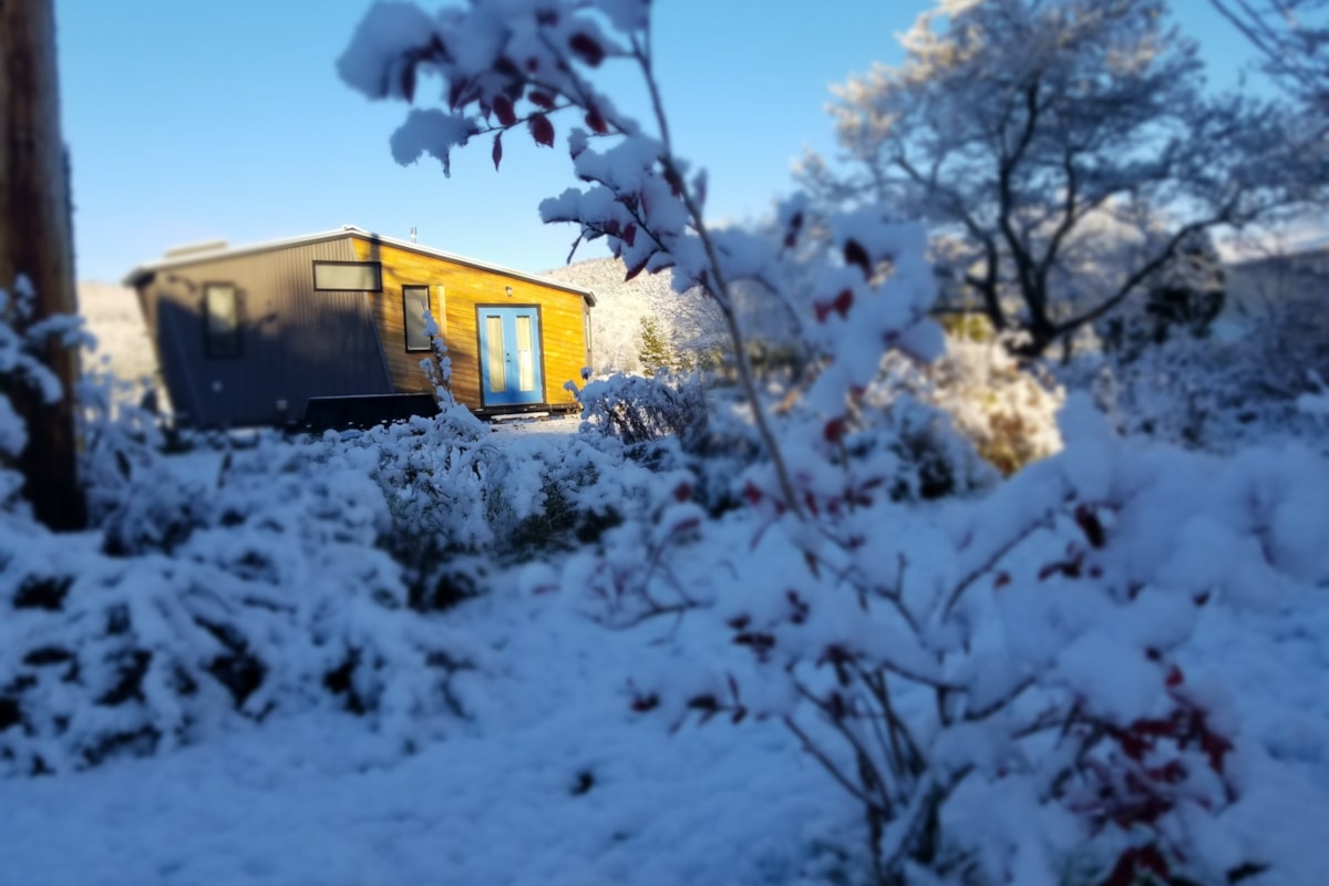 Architect and Artist Designed Tiny House Built as a Labor of Love - Image 1 Thumbnail