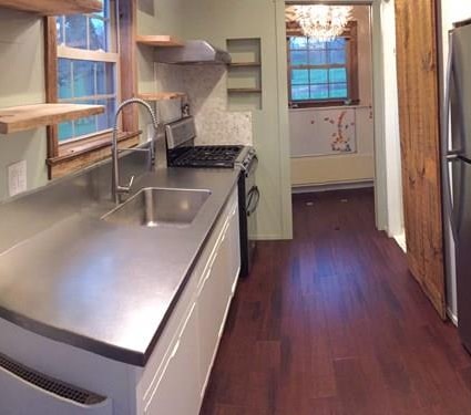 As featured on hgtv-  Deluxe livable tiny home - Image 2 Thumbnail