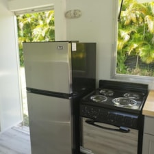Awesome one floor living tiny home!!  - Image 6 Thumbnail