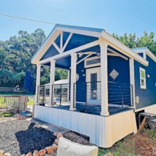 Beautiful 15X30 2021 Furnished Tiny Home - Image 6 Thumbnail