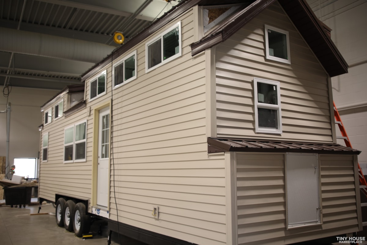 Beautiful 32' Tiny Home Built by Advanced High School Building Trades Class - Image 1 Thumbnail