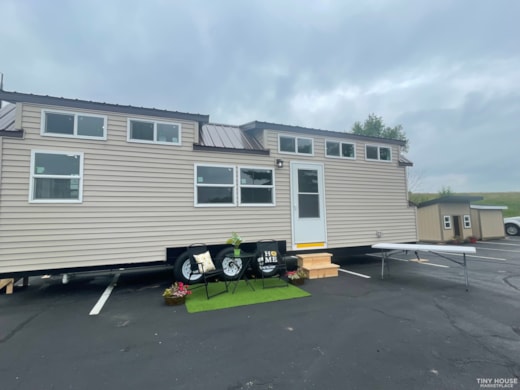 Beautiful 32' Tiny Home Built by Advanced High School Building Trades Class