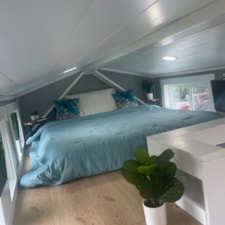 Beautiful 32' Tiny Home Built by Advanced High School Building Trades Class - Image 4 Thumbnail