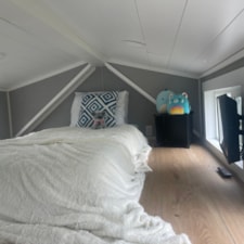 Beautiful 32' Tiny Home Built by Advanced High School Building Trades Class - Image 6 Thumbnail
