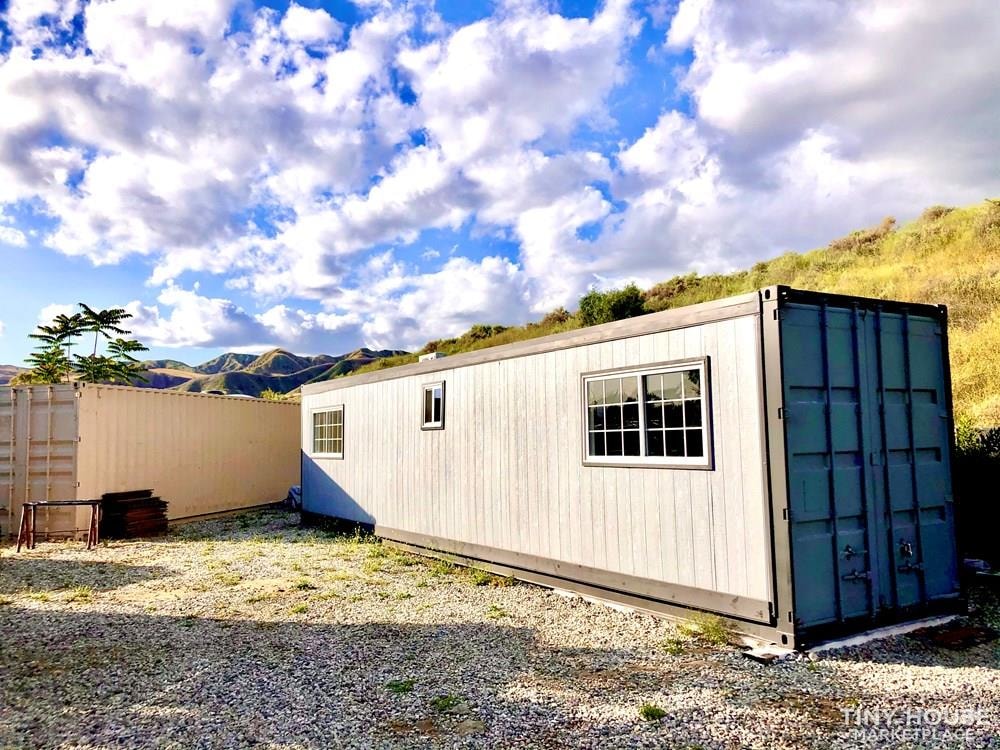 BEAUTIFUL 40' 8x40x9ft 320 sq. ft. Container TINY HOUSE tiny home-PRICE REDUCED - Image 1 Thumbnail