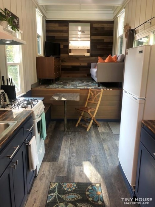 Beautiful custom built tiny house 