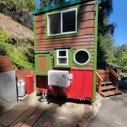 Beautiful Dual Loft Tiny Home on Wheels - Image 2 Thumbnail