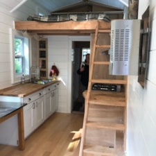 Beautiful fully Offgrid Capable Tiny House on Wheels - Image 4 Thumbnail