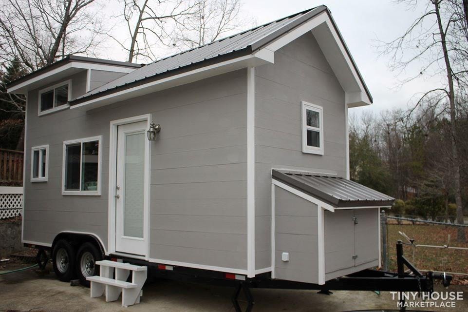 Beautiful Modern Tiny Home (Price Recently Reduced) - Image 1 Thumbnail
