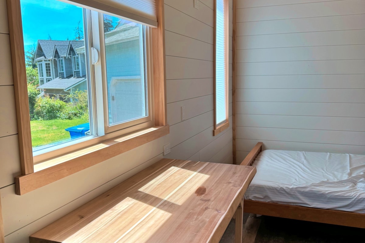 Beautiful New & Modern Tiny Home - Image 1 Thumbnail