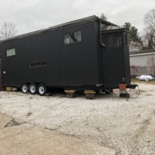 Beautiful one story 28 foot triple axle for sale in Maryland. - Image 5 Thumbnail