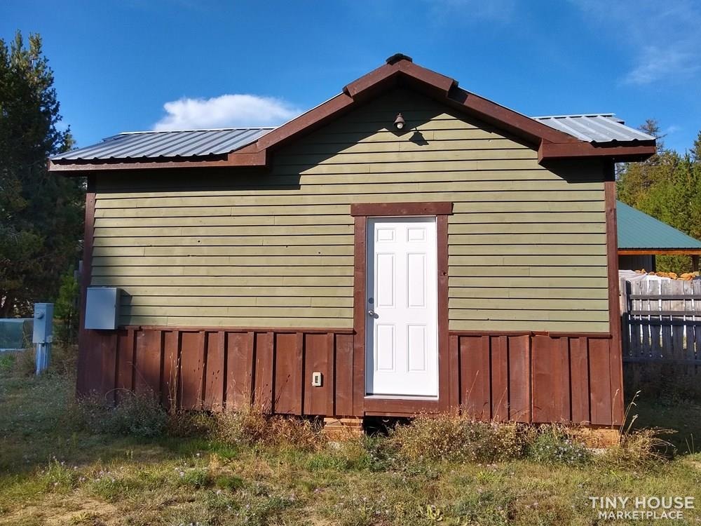 Beautiful, Open Tiny House with Full Bathroom, Kitchen, and Modern Conveniences - Slide 1