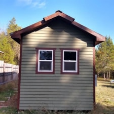 Beautiful, Open Tiny House with Full Bathroom, Kitchen, and Modern Conveniences - Image 3 Thumbnail