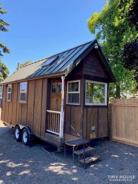 Beautiful, Practical Tiny Home for Sale - Image 1 Thumbnail