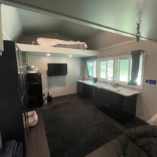 Beautiful Professionally Built 200 sq ft TH on skids - Image 4 Thumbnail