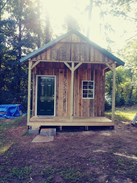 Tiny House for Sale - Beautiful Rustic Tiny House