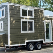 Beautiful Tiny Home! — An Excellent AirBNB, Starter Home or Guest House! - Image 3 Thumbnail