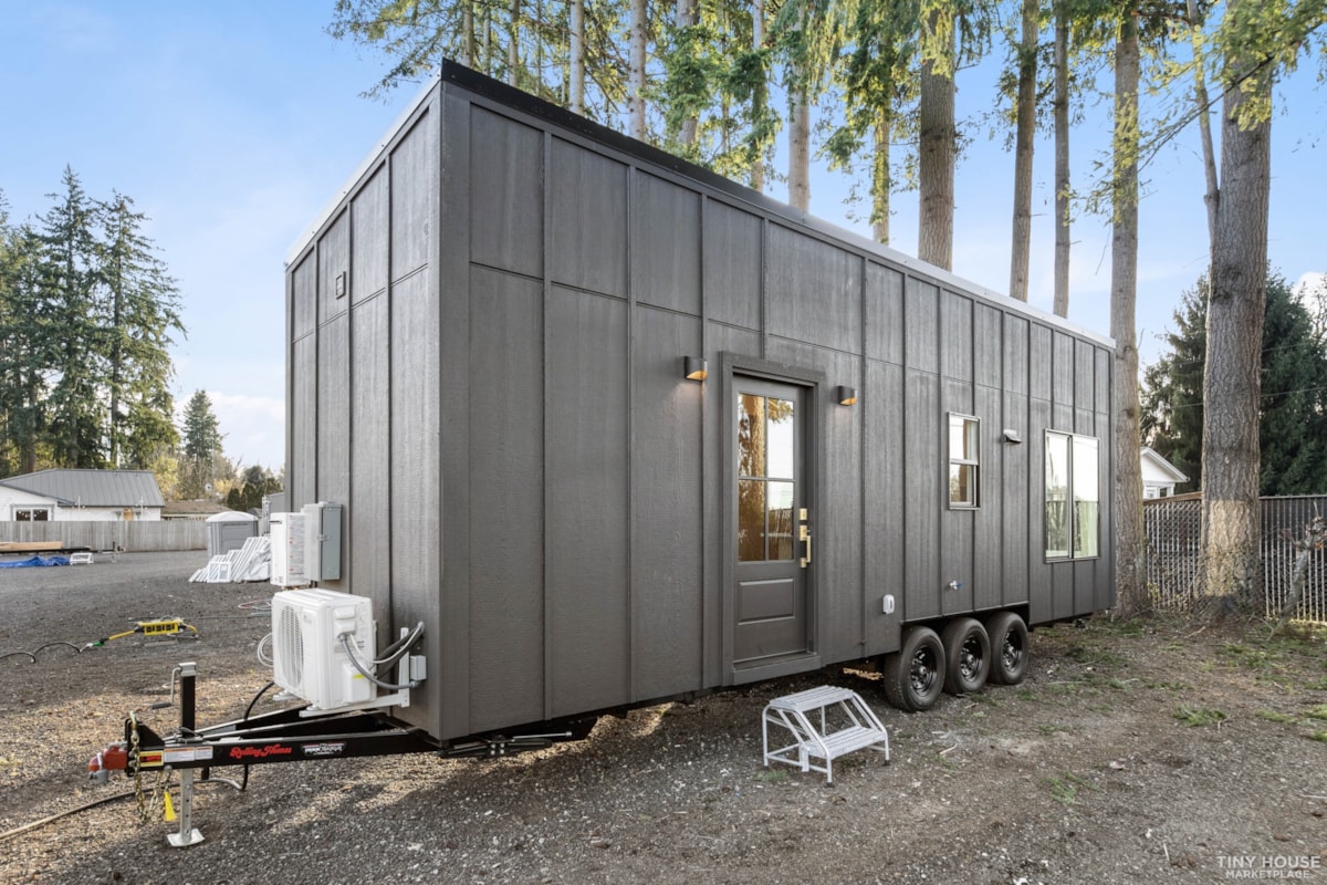 Beautiful Tiny Home on wheels can be delivered anywhere  - Image 1 Thumbnail
