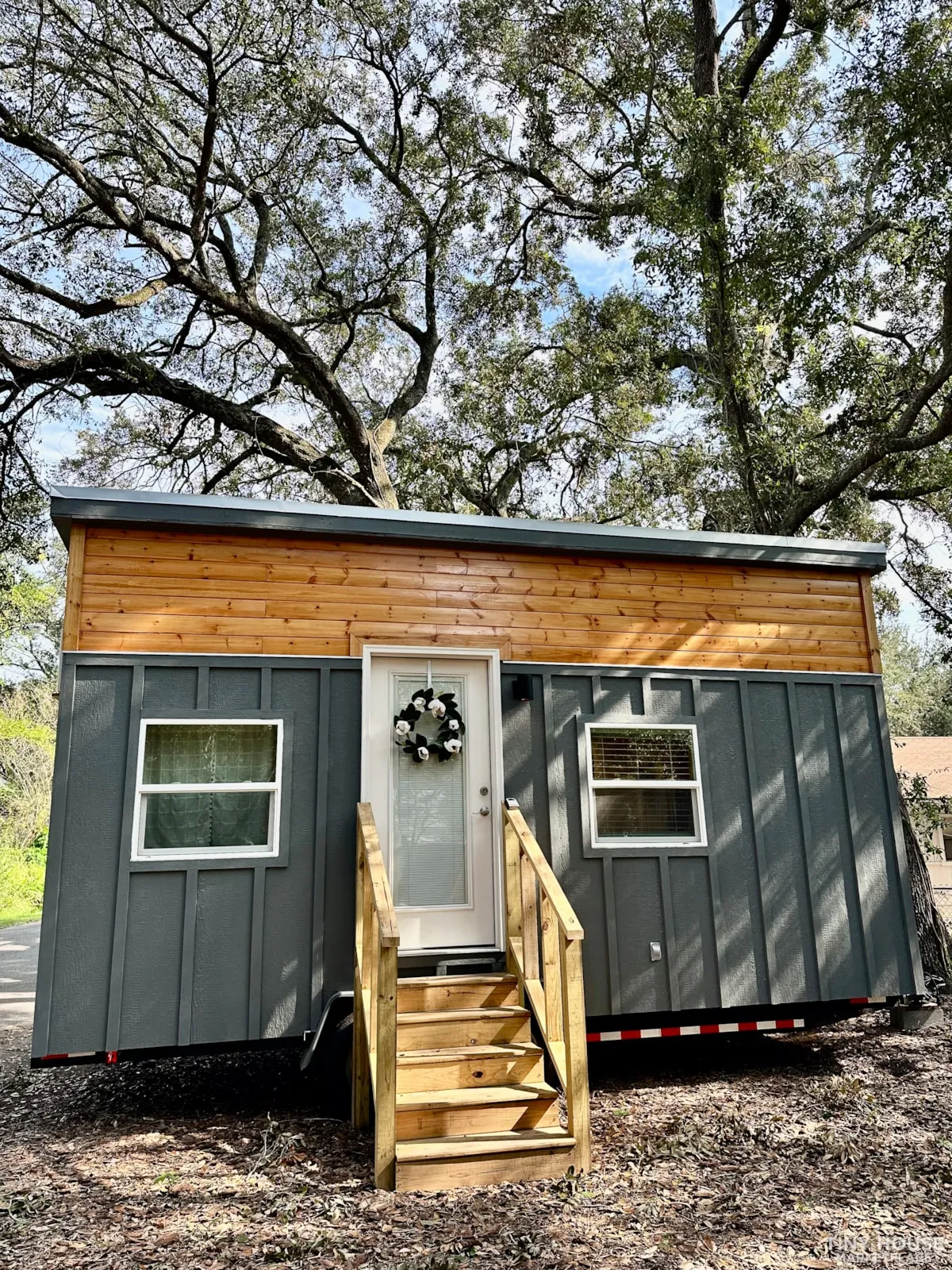 Tiny House for Sale - Beautiful Winter Garden Tiny