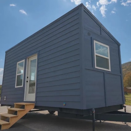 Tiny house for sale in USA – 8'x20' A Brand New & Move-In Ready Home - Image 2 Thumbnail