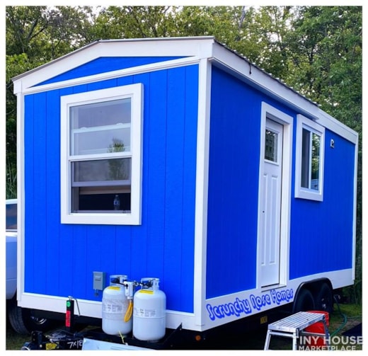 "Big Blue" 18'x8'x11.5' Tiny Home On Wheels (On/Off Grid)