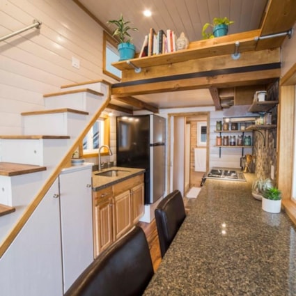 Big Freedom Tiny House for sale in Maple Valley, WA - Image 2 Thumbnail