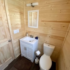 Brand New 2024 - 28ft Tiny Home - Noah Certified  - Image 5 Thumbnail