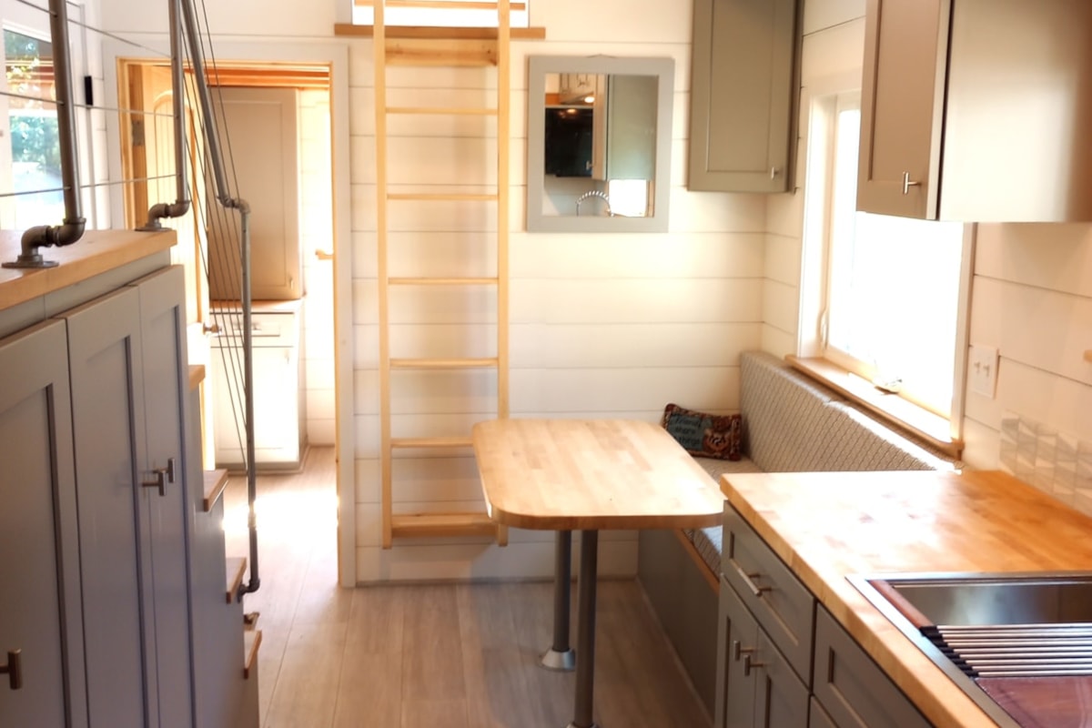 Brand New Beautiful Certified 3 Bedroom Tiny Home For Sale - Image 1 Thumbnail