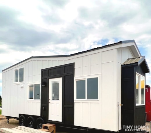 Brand New 334 SqFt Move-in Ready Tiny Home