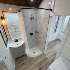 Brand New Custom Tiny House – High-End Build Built on  Iron Eagle Trailer - Image 3 Thumbnail