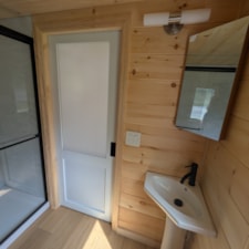 Brand New Designer 30' Tiny Home  - Image 6 Thumbnail
