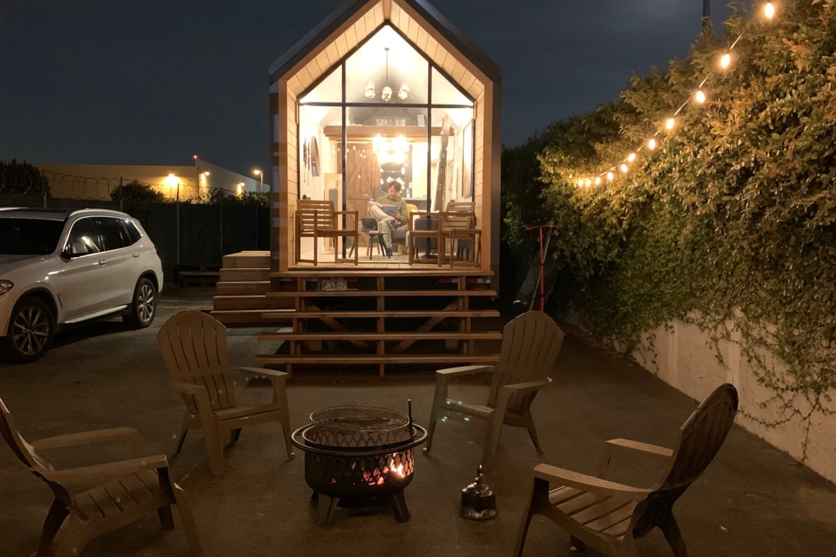 Brand new luxury Tiny Cabin on Wheels - Image 1 Thumbnail
