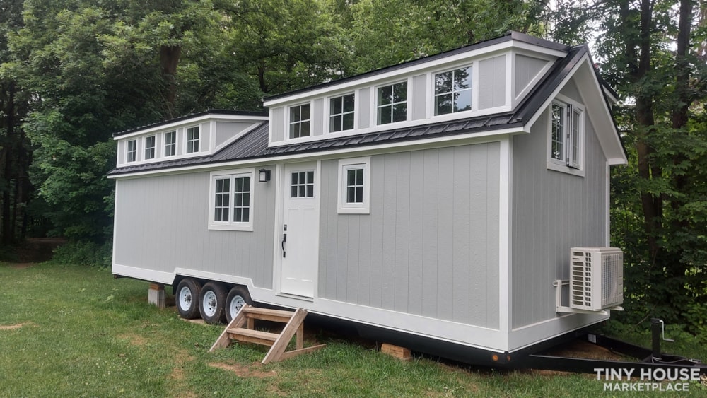 Brand New Luxury Tiny Home for Sale - Image 1 Thumbnail
