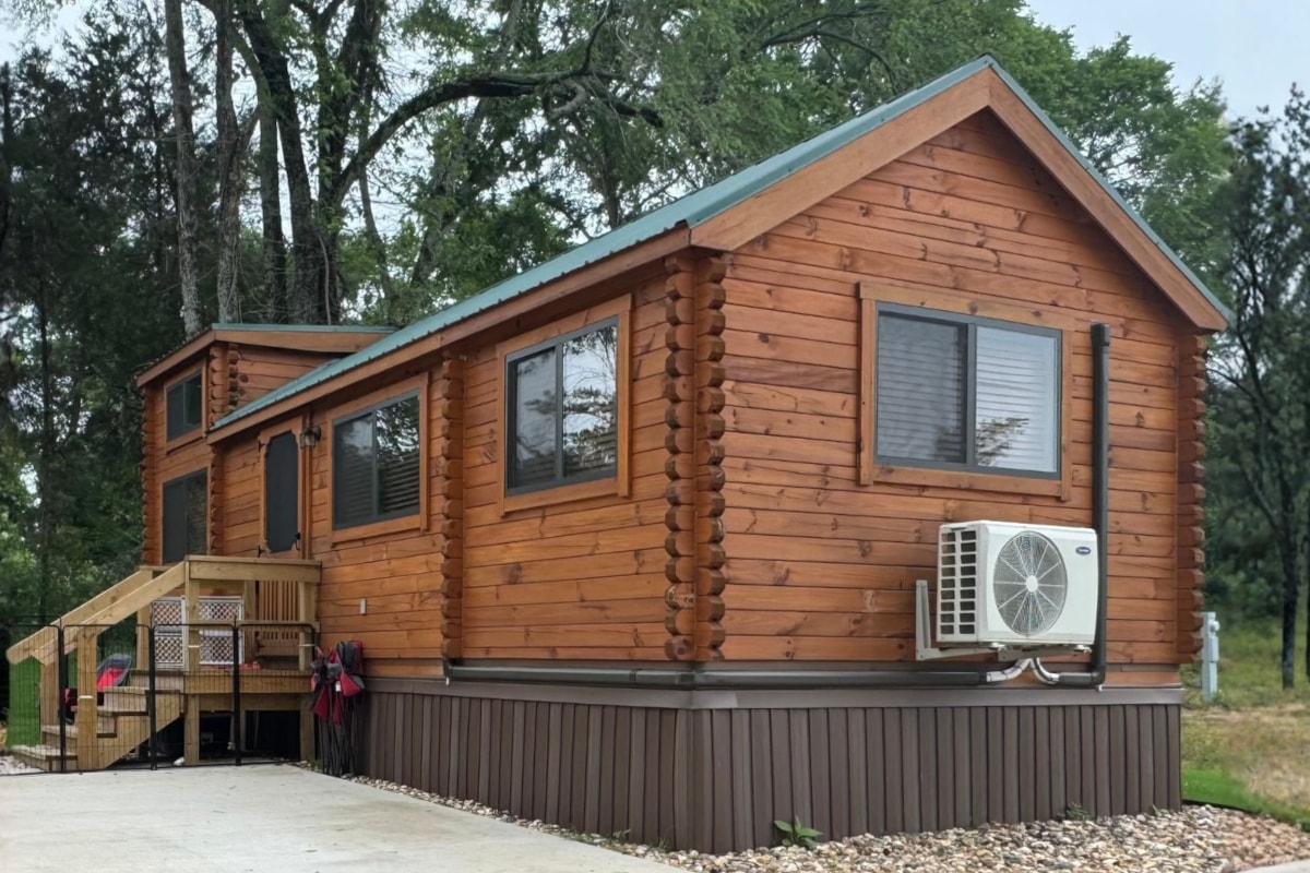 Rancher Log Cabin Park Model-$78,000 - Image 1 Thumbnail