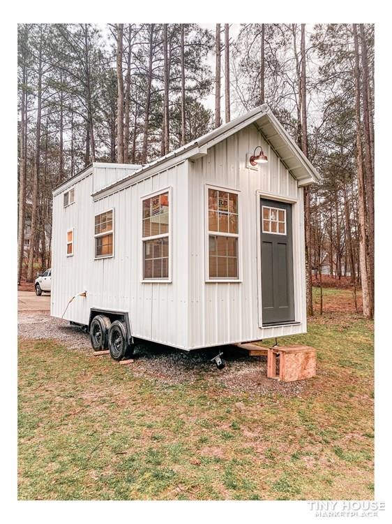 Tiny Modern Farmhouse on Wheels  - Image 1 Thumbnail